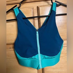 Fabletics sports bra